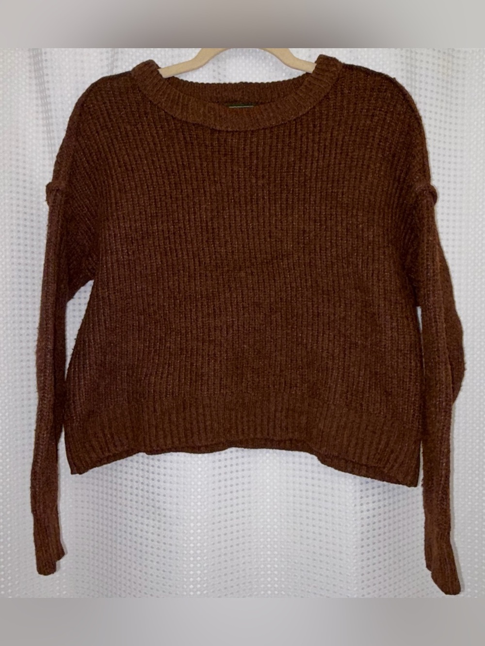 American Eagle brown ribbed cozy boxy crew neck knit sweater M